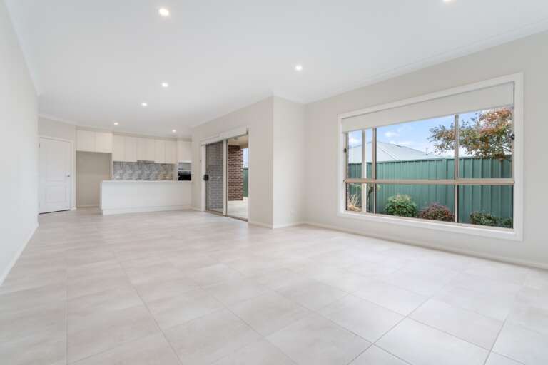 Hume Retirement Resort Unit 57@2100-2