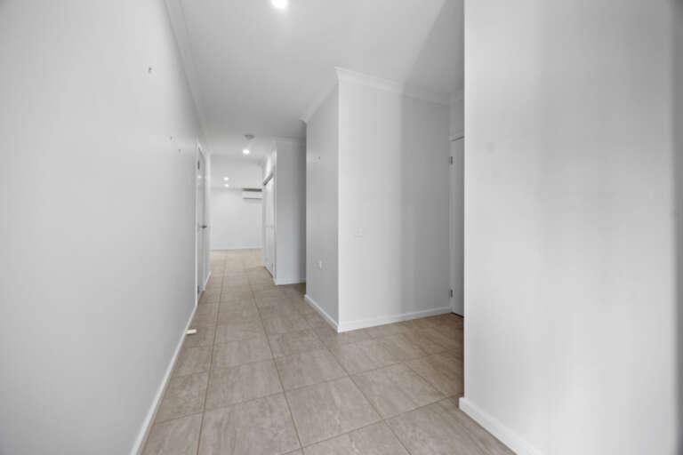 Unit 64 Hume Retirement Village06