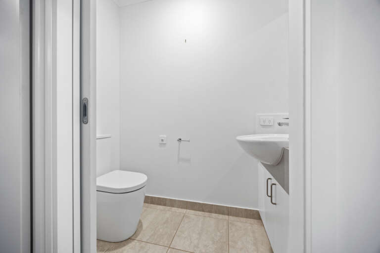 Unit 64 Hume Retirement Village12