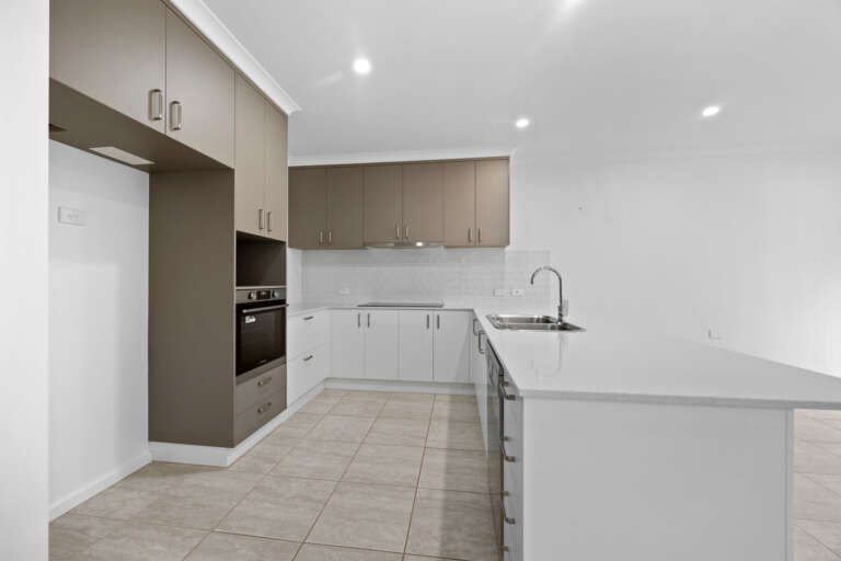 Unit 64 Hume Retirement Village14